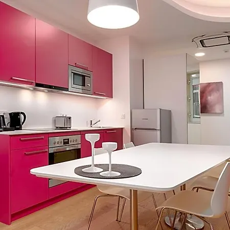 Limehome - Argos By Zaha Hadid 4*